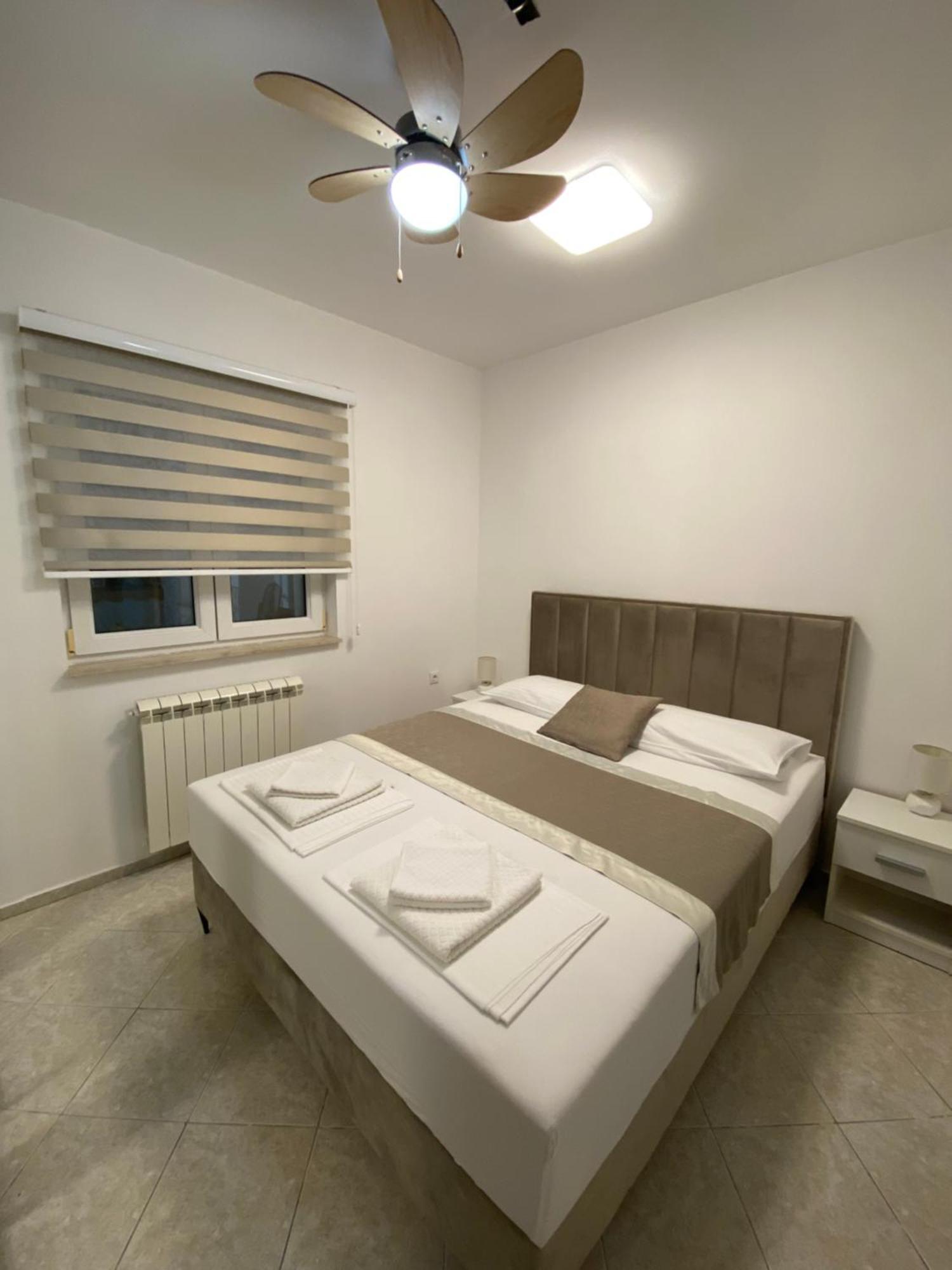 Villa Lipovac Трогір Екстер'єр фото